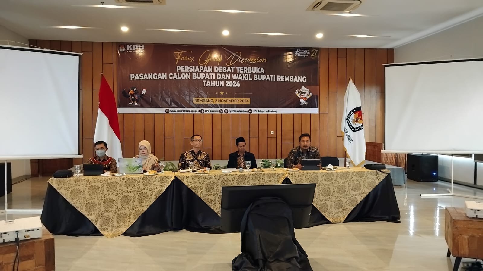 12 November 2024, debat pilkada