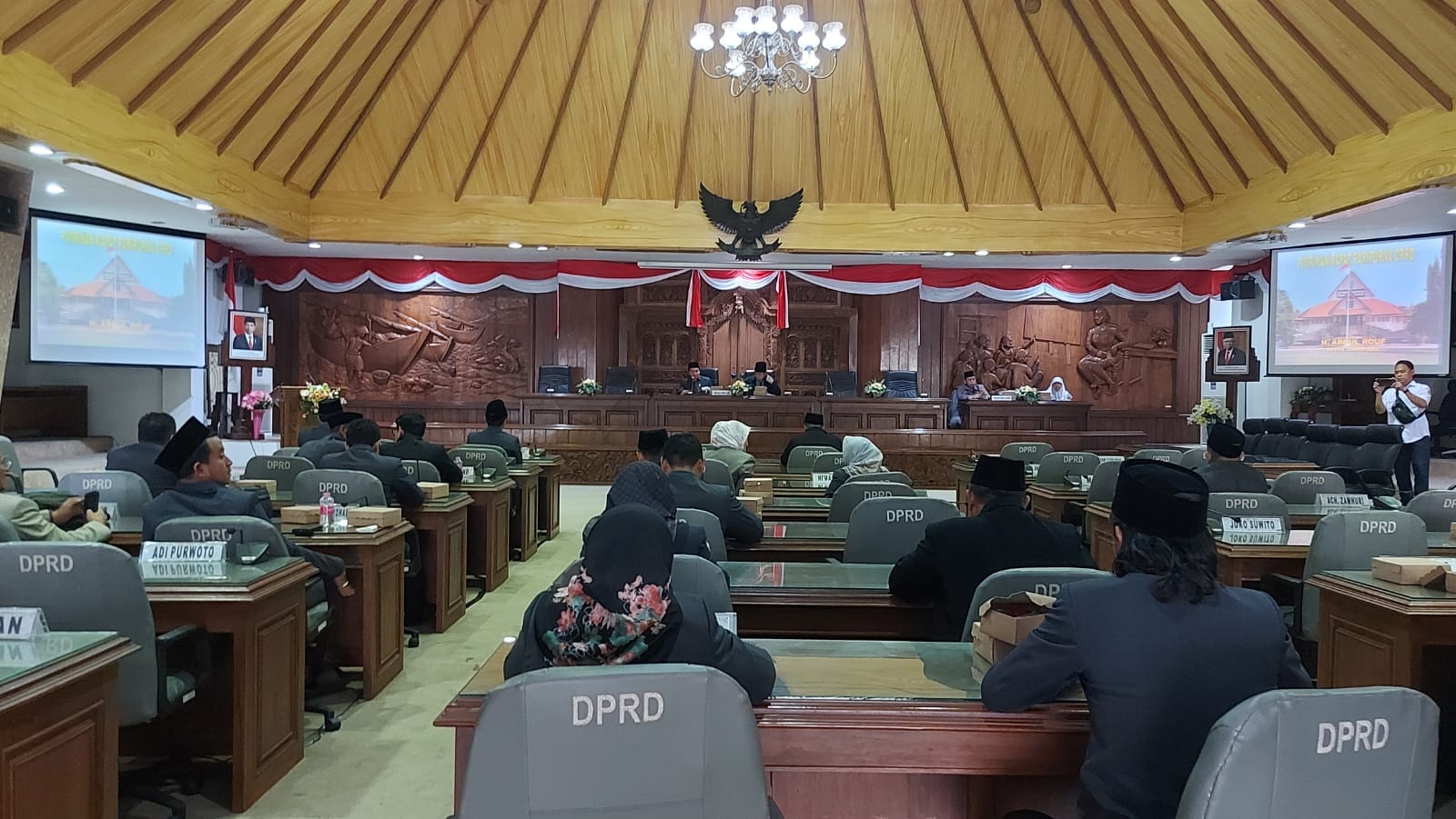 Pimpinan DPRD Rembang telah ditetapkan