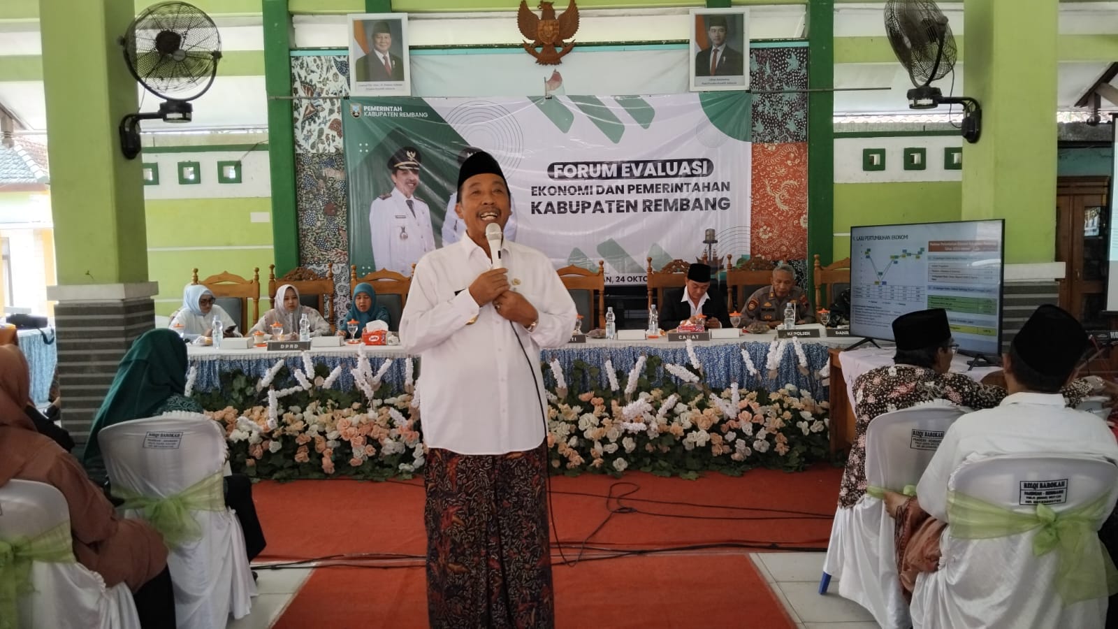 Dindukcapil permudah pelayanan pemohon KTP