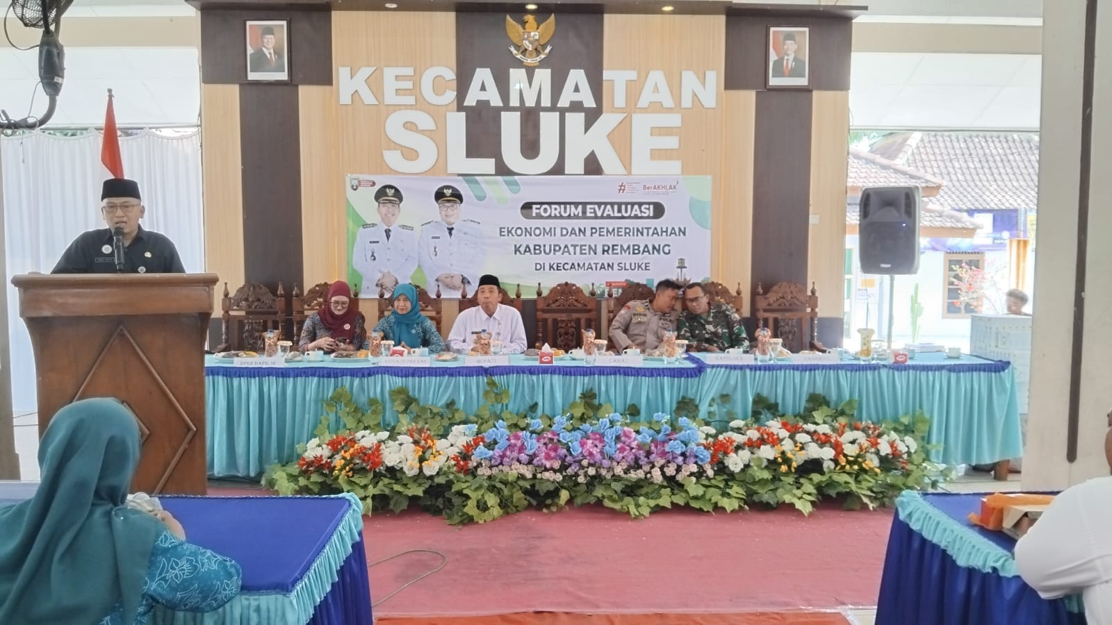 Sluke jemput bola pemilih pemula