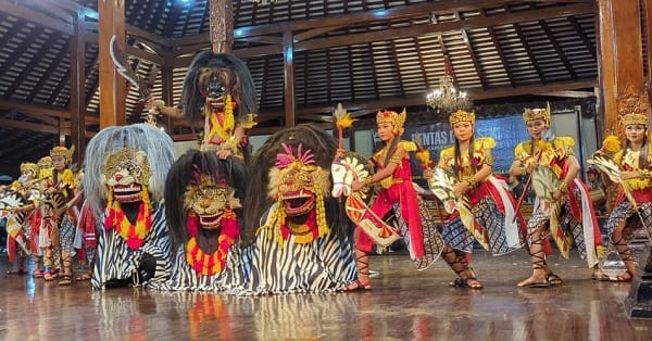 Pemkab Rembang peduli seni budaya