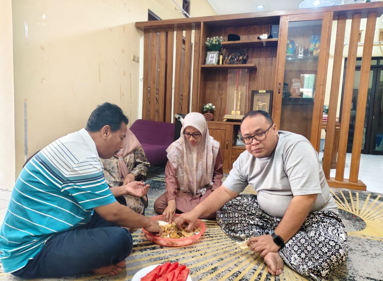 Tasyakuran Bupati dan Wabup terpilih dengan sambal terong