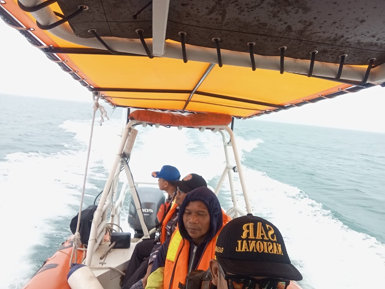 Nelayan Pasar Banggi Hilang Saat Melaut, Basarnas Turun Gelar Operasi Pencarian