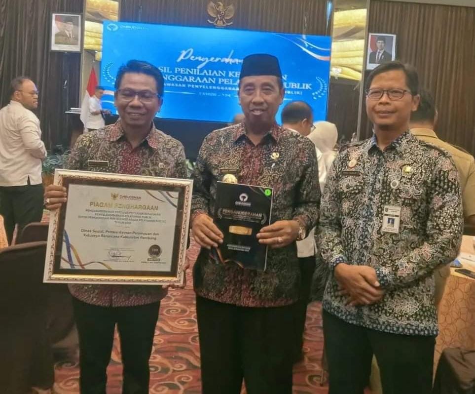 Rembang terima penghargaan dari Ombudsman
