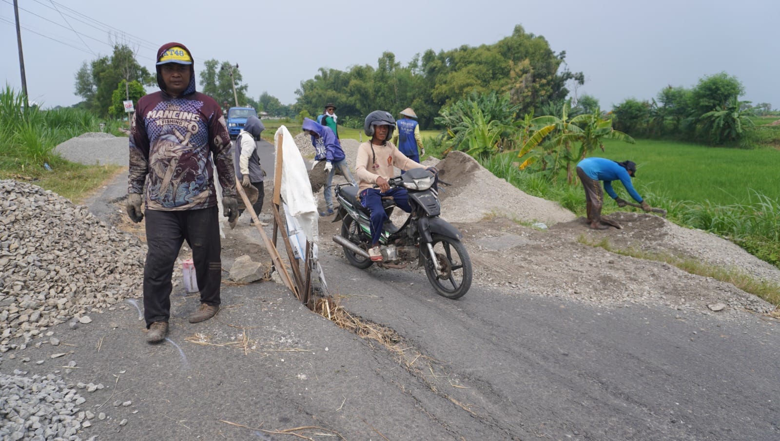 Jalan Arah Gunungsari Yang Ambles Ditangani Mulai Hari ini