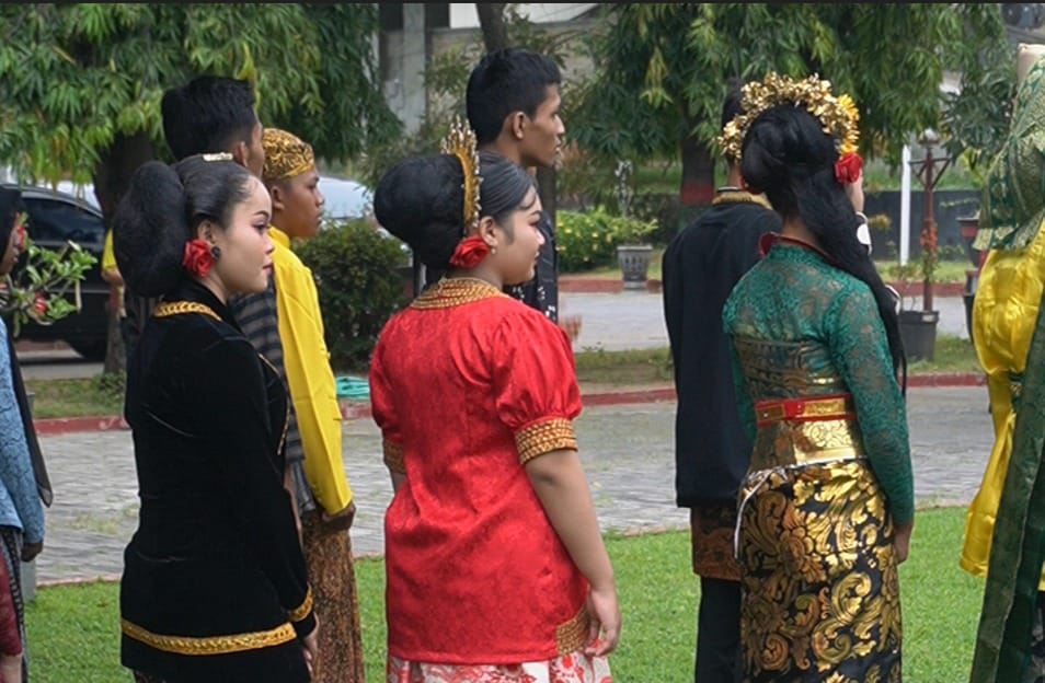 Hardiknas, Bupati Harno ; "Tidak Boleh ada Diskriminasi Pendidikan"