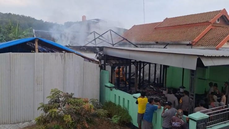 Kebakaran Rumah di Desa Pomahan Sulang Kerugian Capai Rp 261 Juta