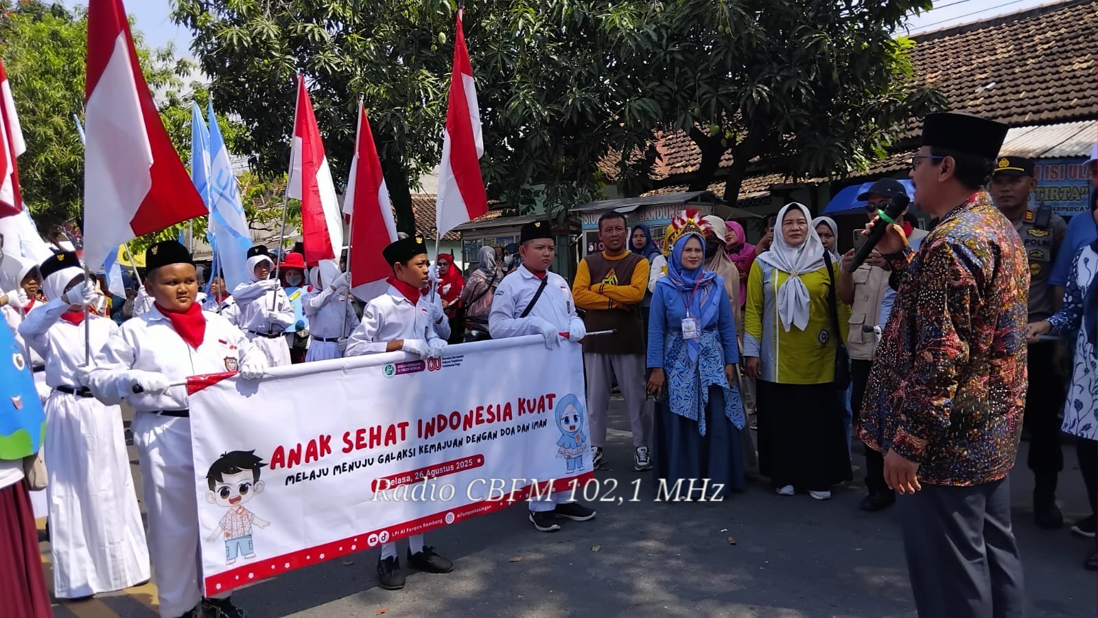Bupati Harno berangkatkan karnaval kemerdekaan