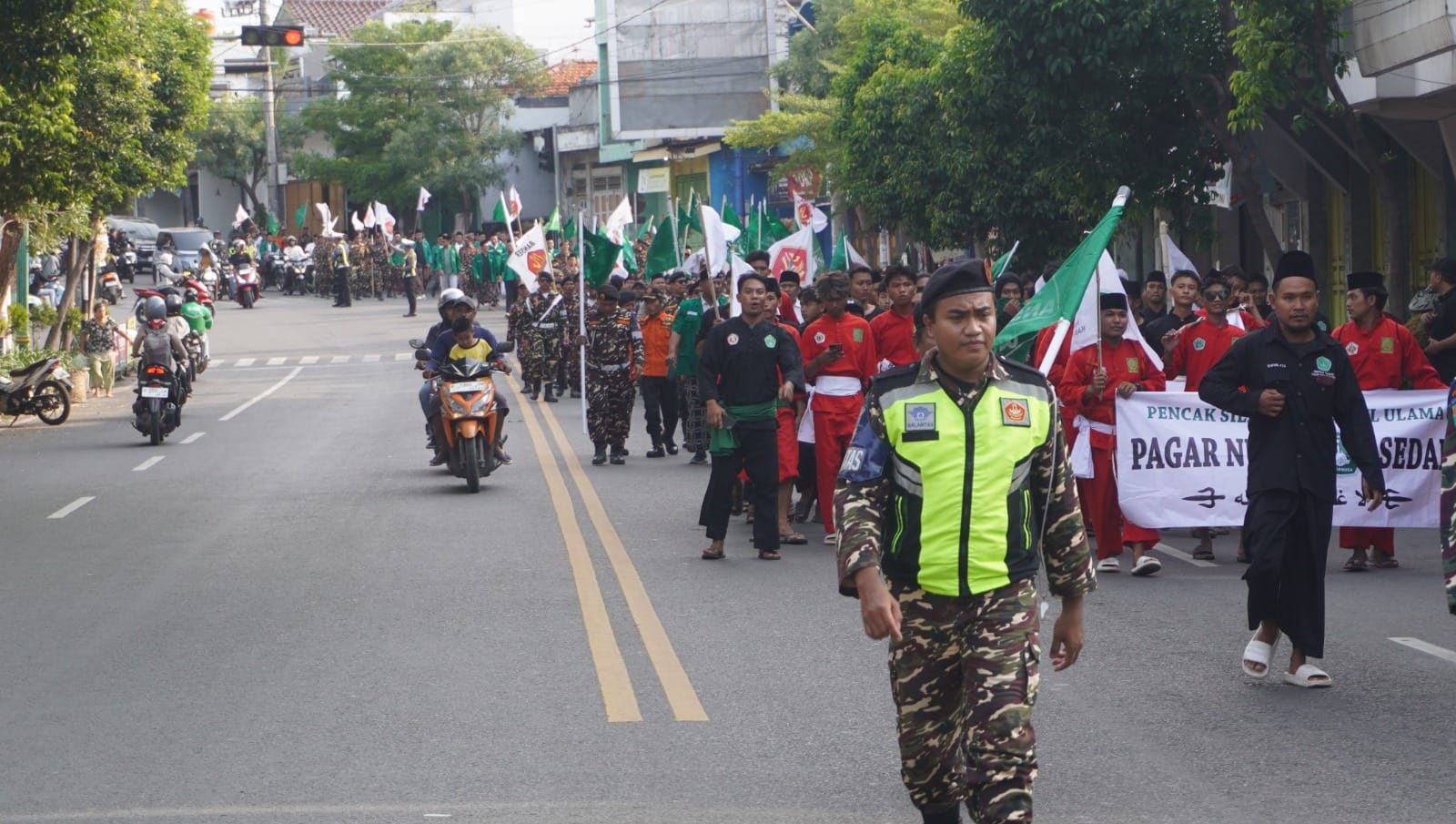 Protes Keras, Ansor – Banser dan Pagar Nusa Geruduk Kantor Perusahaan Satu Dengan Trans 7
