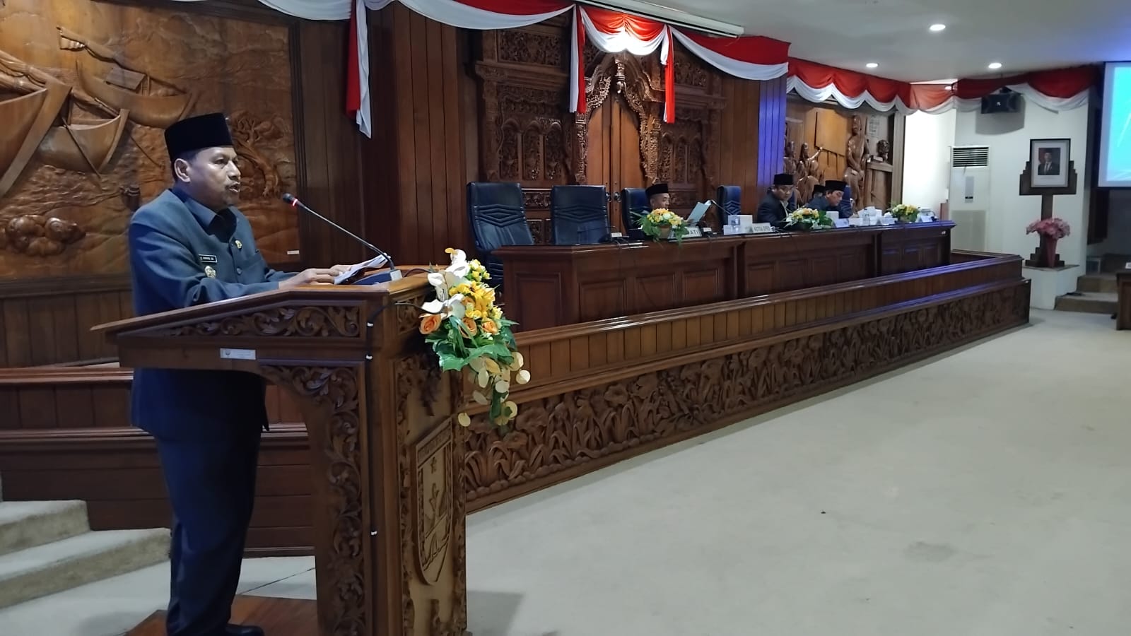 Bupati Harno sampaikan pengantar nota RAPBD 2026