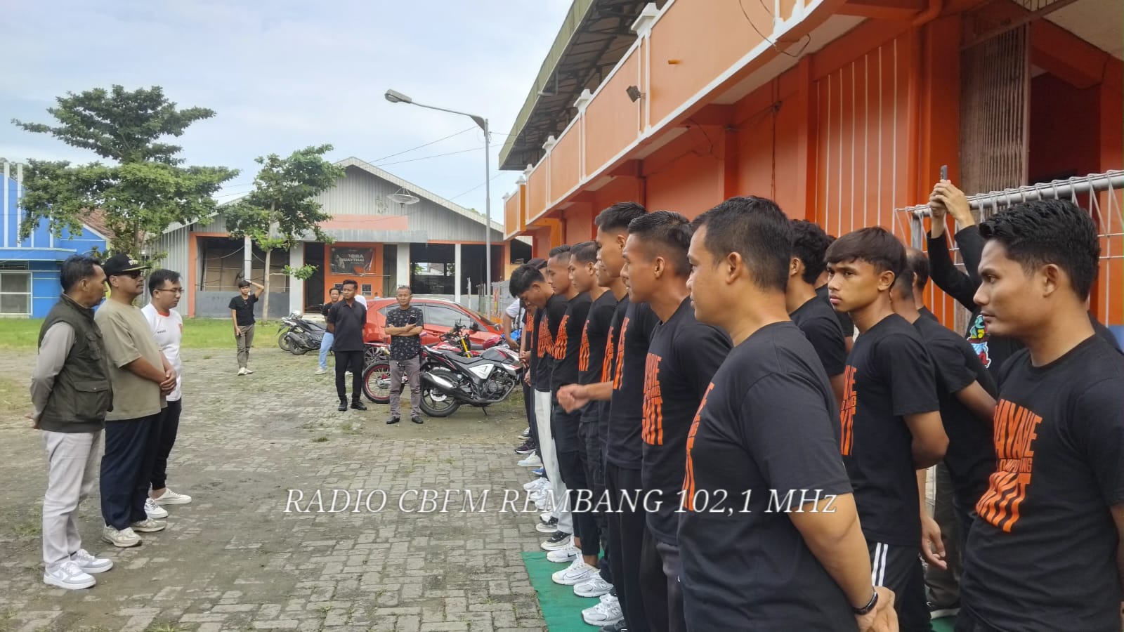 Bupati Harno berangkatkan PSIR