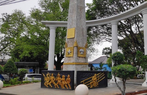 DLH Rembang Tanam 2.500 Pohon Lindung dan Peneduh