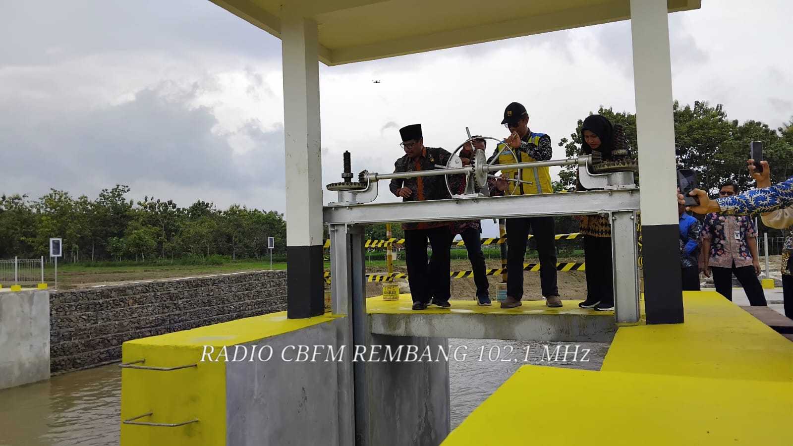 Longstorage Sungai Pang diresmikan