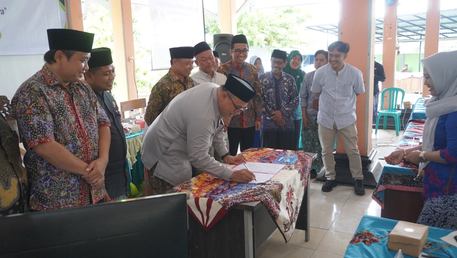 Gus Hanies: Pelayanan Publik di Kecamatan Kota Harus Lebih Baik dari Kecamatan Lain