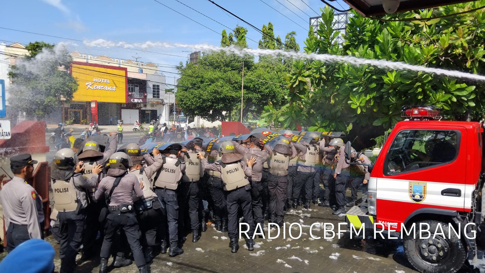 Pasukan gabungan disiagakan simulasi hadapi unjuk rasa