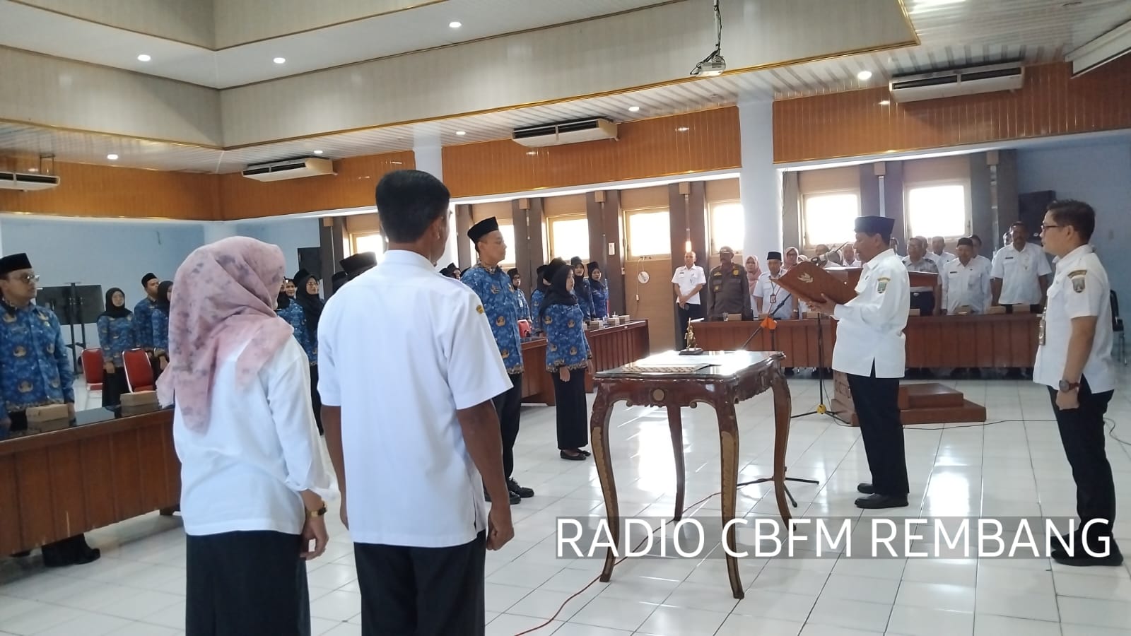Bupati ajak PNS supaya jangan membolos